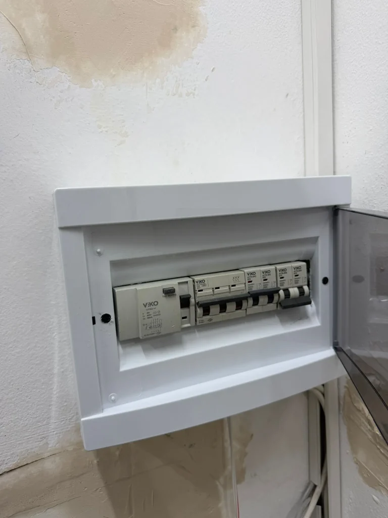 acil elektrikci 768x1024